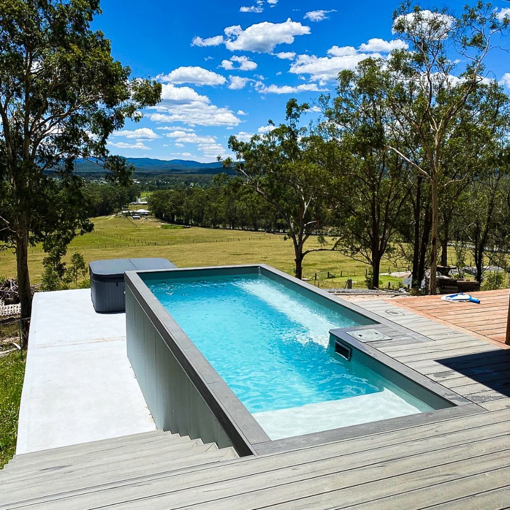 QLD Carpentry & Landscaping enclosed pool